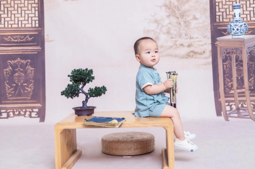孝义可爱的企鹅宝宝